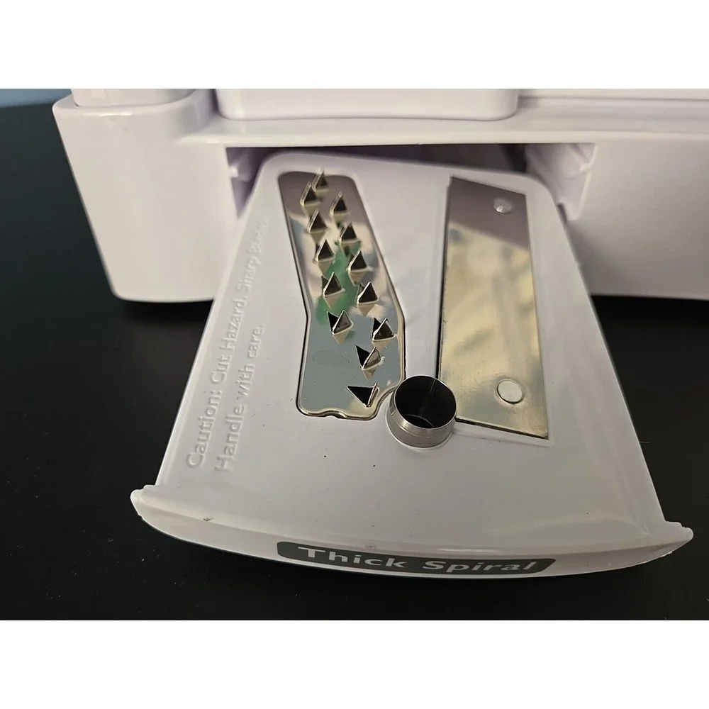 Veggetti PRO - Slicer and Peeler - Slice, Shred, & Cut NEW